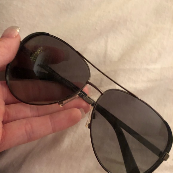 black michael kors aviators - Picture 3 of 5